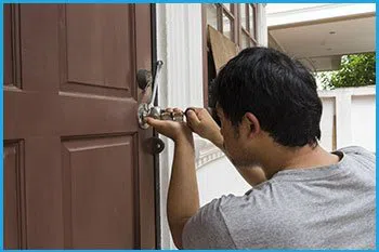 Lock Locksmith Services Saint Paul, MN 651-400-8136 - 16-emergency-locksmith-opening